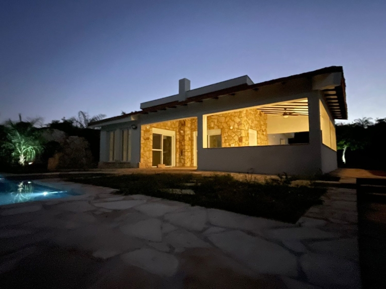 Haus 439 – Emboscada