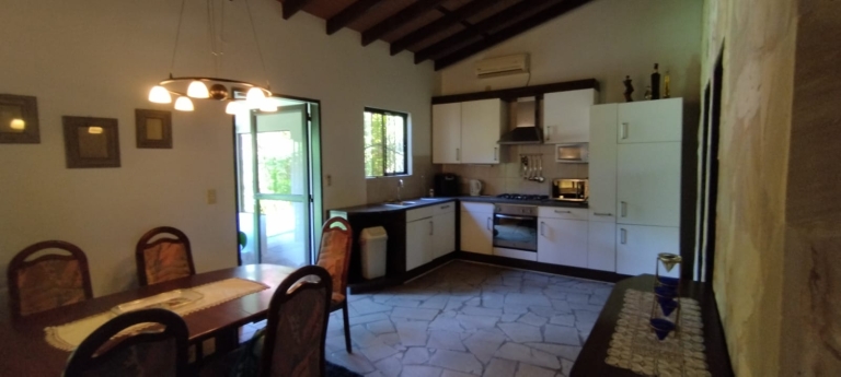 Haus 440 – Ypacaraí
