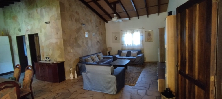 Haus 440 – Ypacaraí