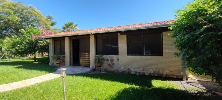 Haus 440 – Ypacaraí