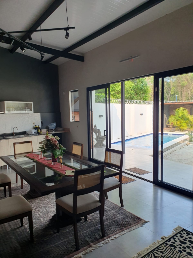 Haus 413 – San Bernardino