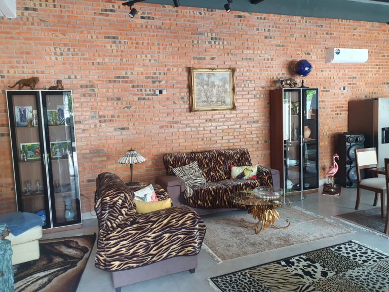 Haus 413 – San Bernardino