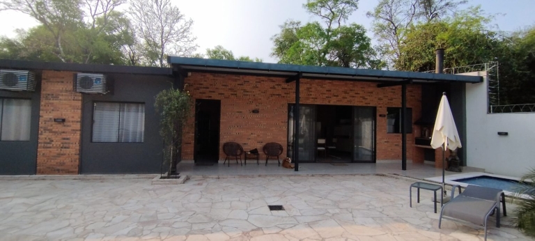 Haus 413 – San Bernardino