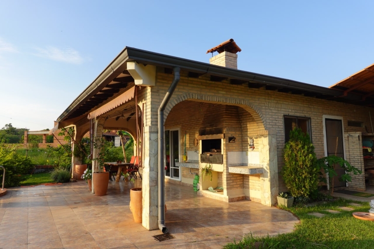 Haus 444 – Ypacaraí