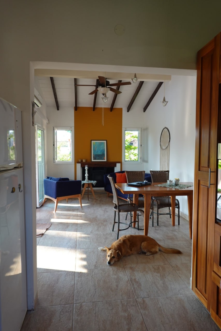 Haus 444 – Ypacaraí