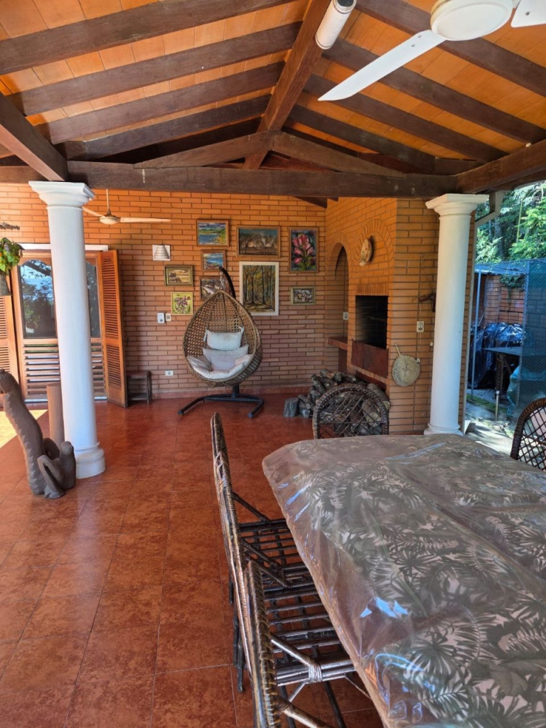 Haus 448 – Ypacaraí