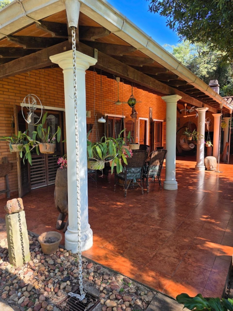 Haus 448 – Ypacaraí