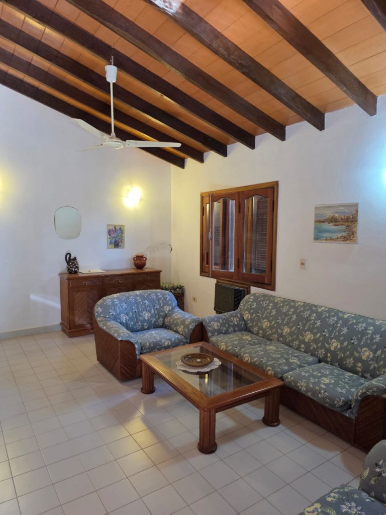 Haus 448 – Ypacaraí