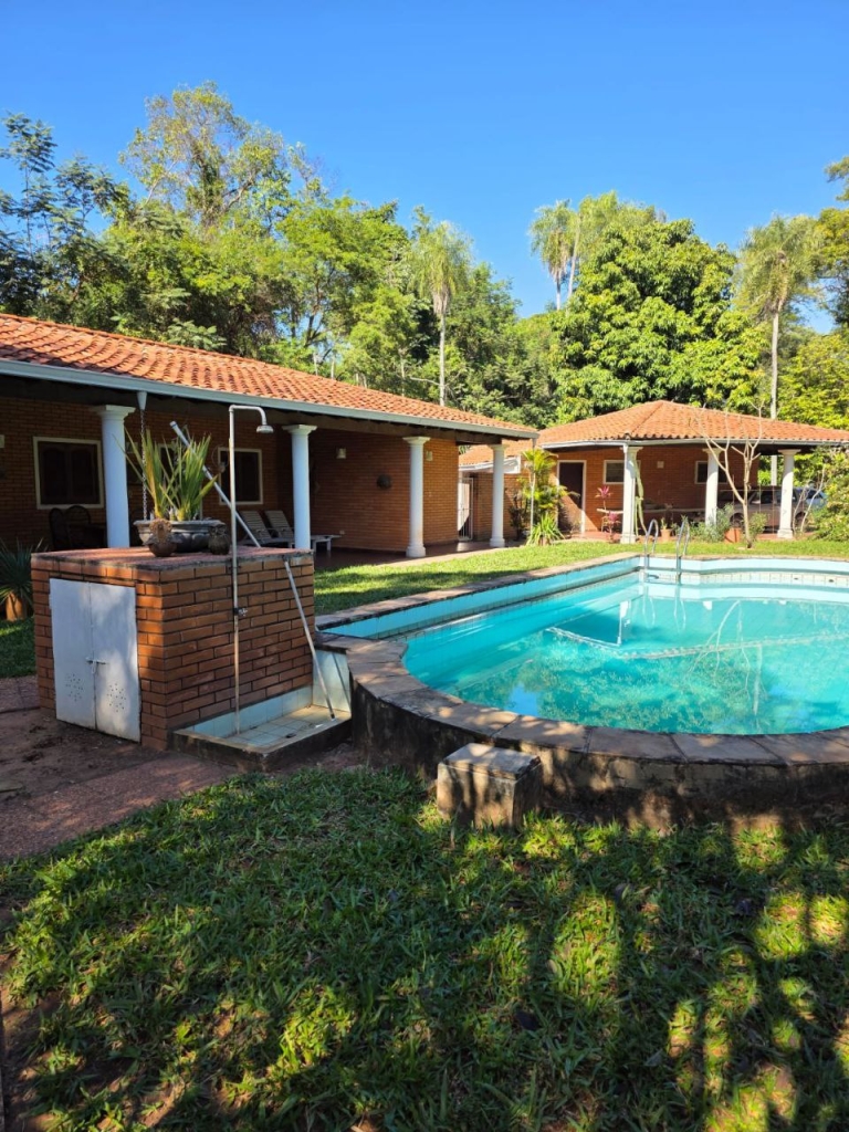 Haus 448 – Ypacaraí