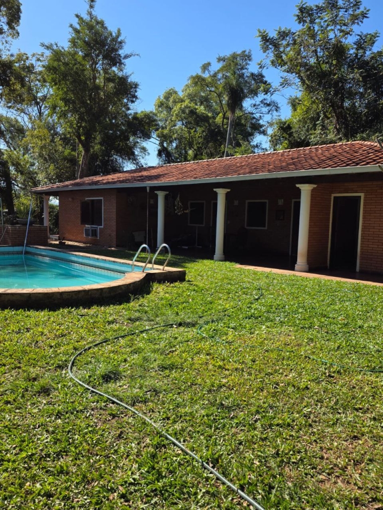 Haus 448 – Ypacaraí