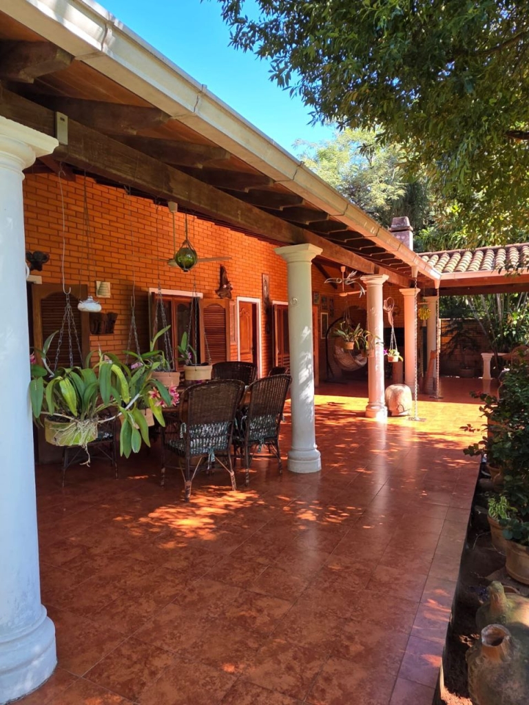 Haus 448 – Ypacaraí