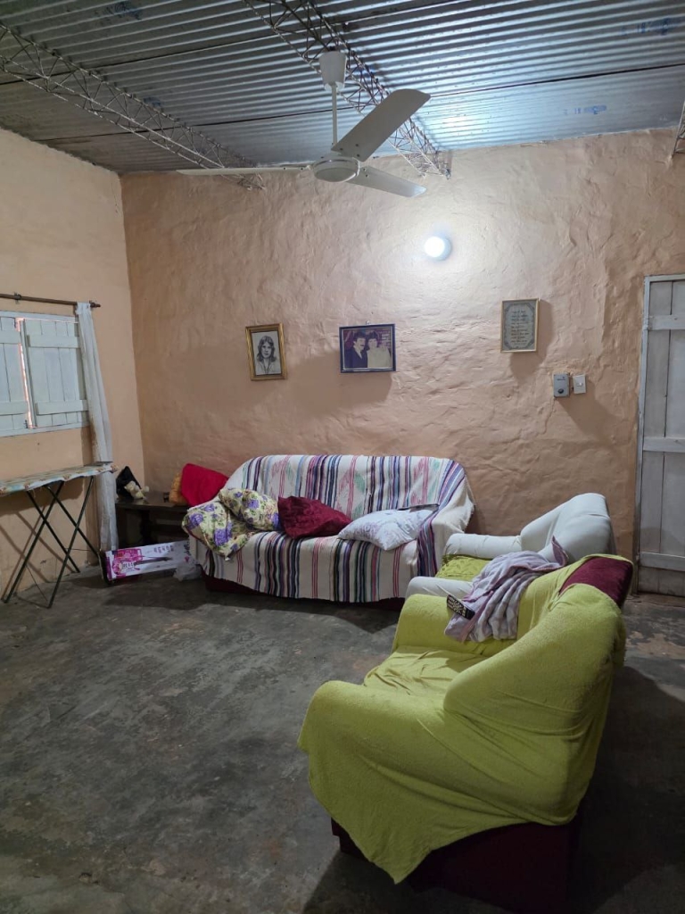 Grundstück mit ParaguayerHaus Altos – 215
