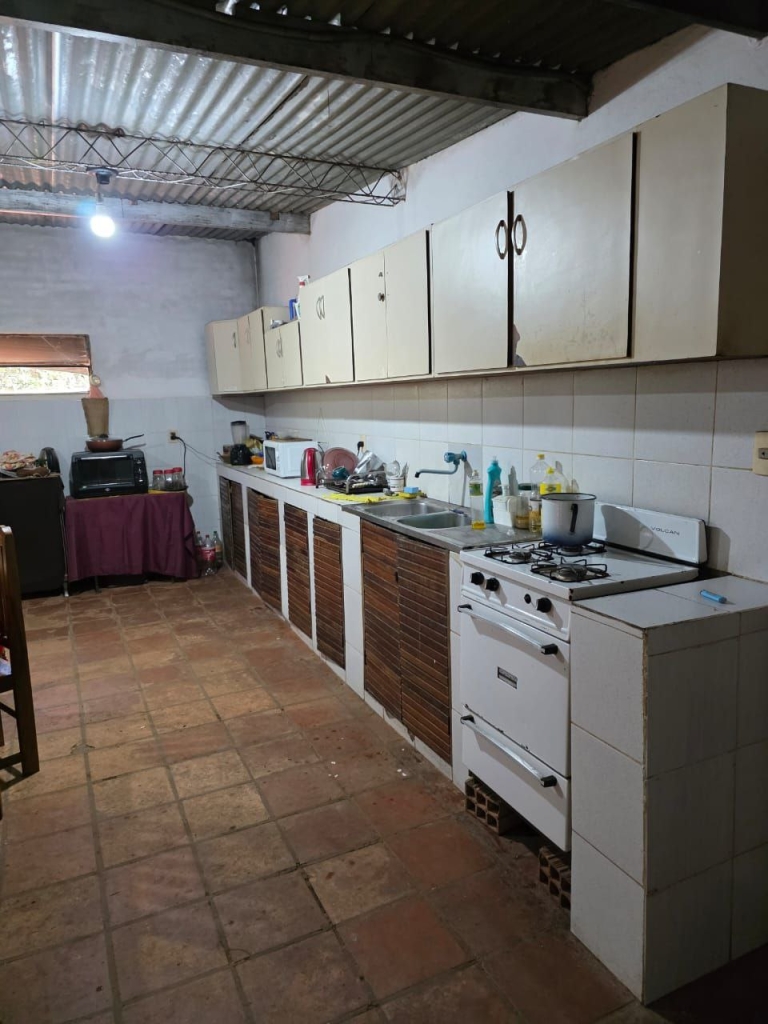 Grundstück mit ParaguayerHaus Altos – 215