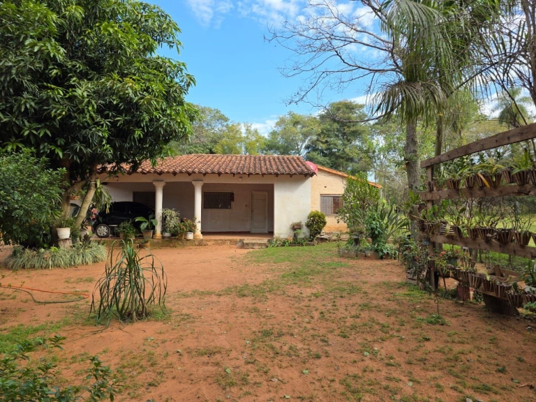 Grundstück mit ParaguayerHaus Altos – 215