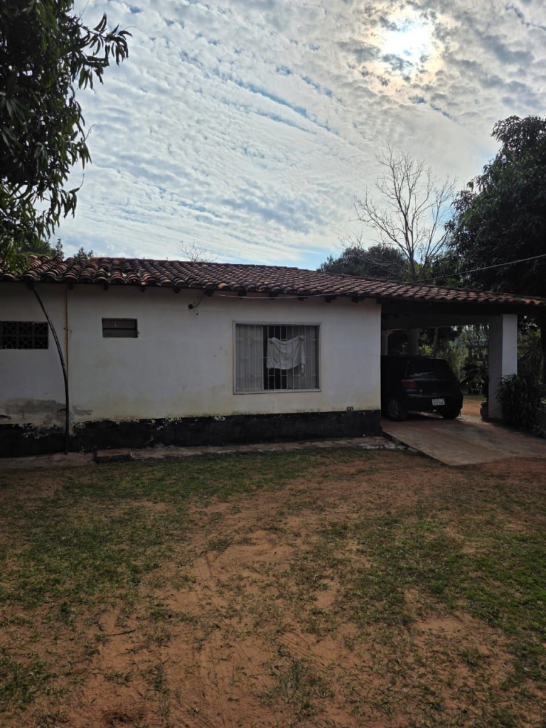 Grundstück mit ParaguayerHaus Altos – 215